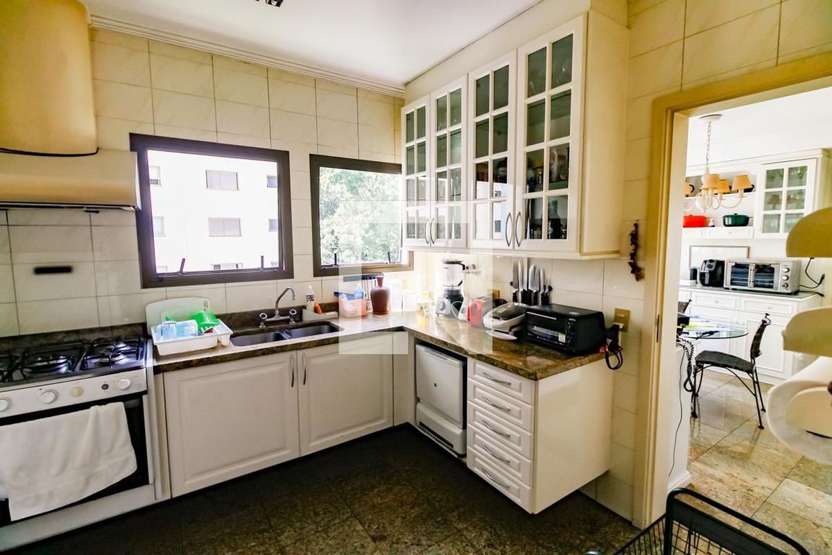 Apartamento, 3 quartos, 250 m² - Foto 140