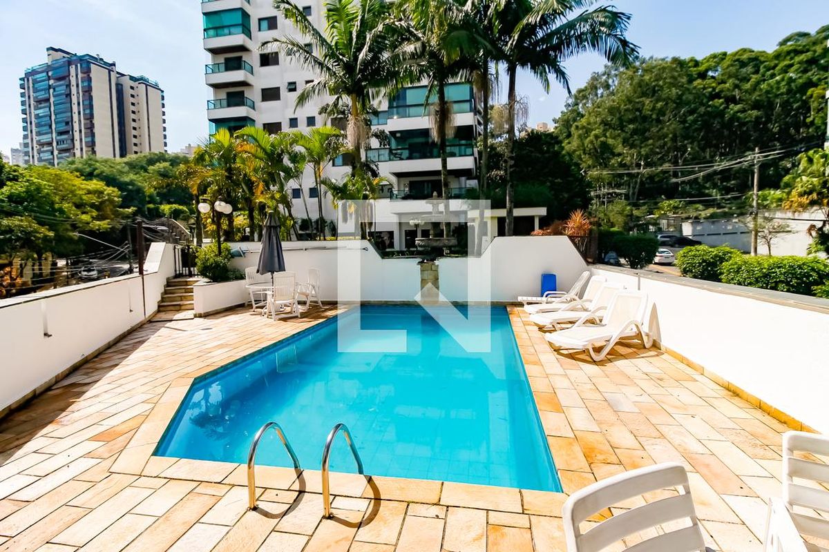 Apartamento, 3 quartos, 250 m² - Foto 192