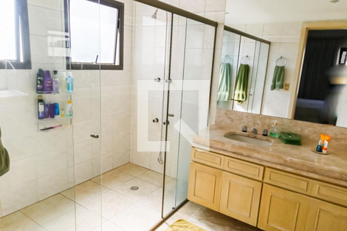Apartamento, 3 quartos, 250 m² - Foto 128