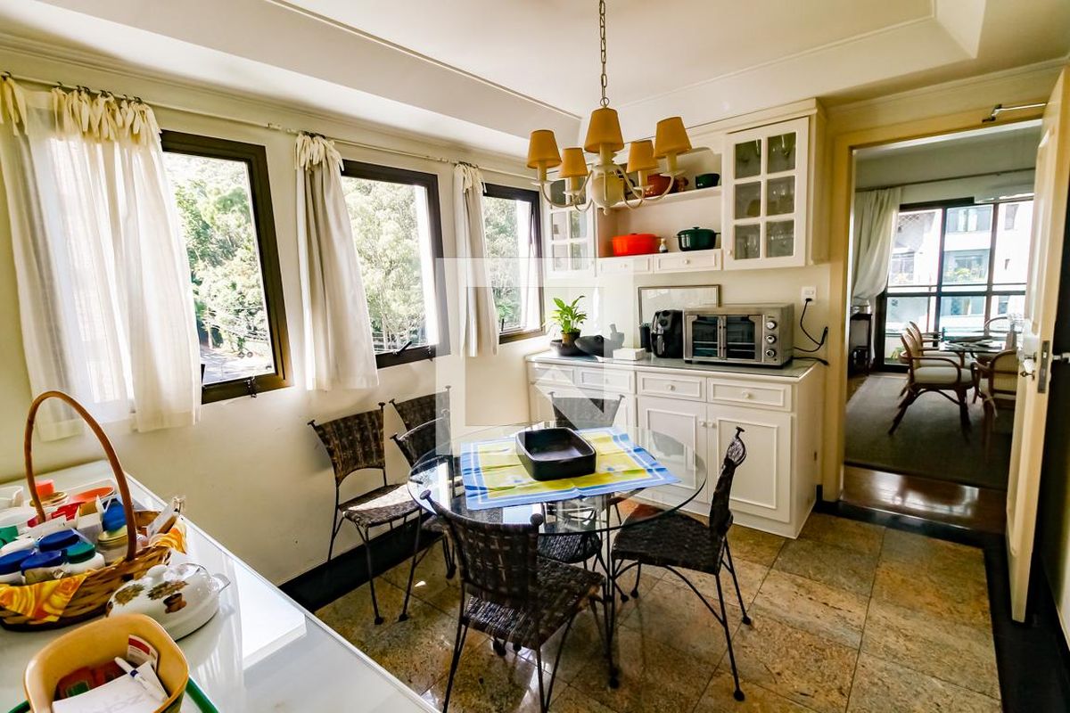 Apartamento, 3 quartos, 250 m² - Foto 132
