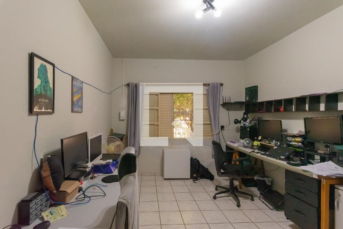 Casa à Venda - Parque Prado, 3 Quartos,  137 m2 em , Campinas - sp | SoloBR