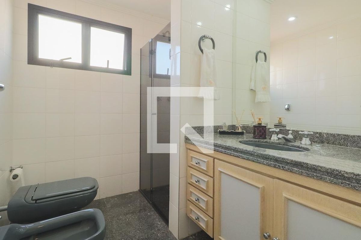Apartamento, 3 quartos, 200 m² - Foto 66
