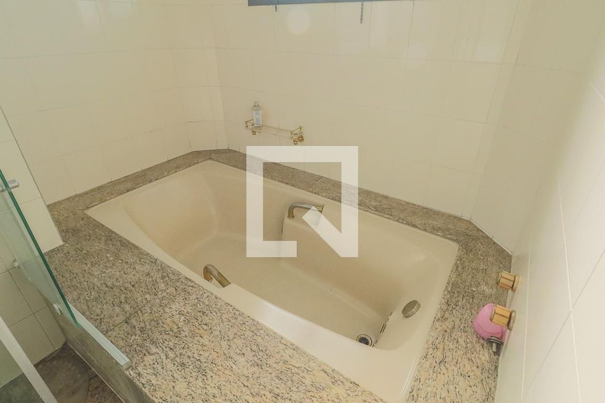 Apartamento, 3 quartos, 200 m² - Foto 114