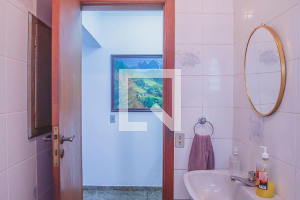 Casa, 3 quartos, 264 m² - Foto 92