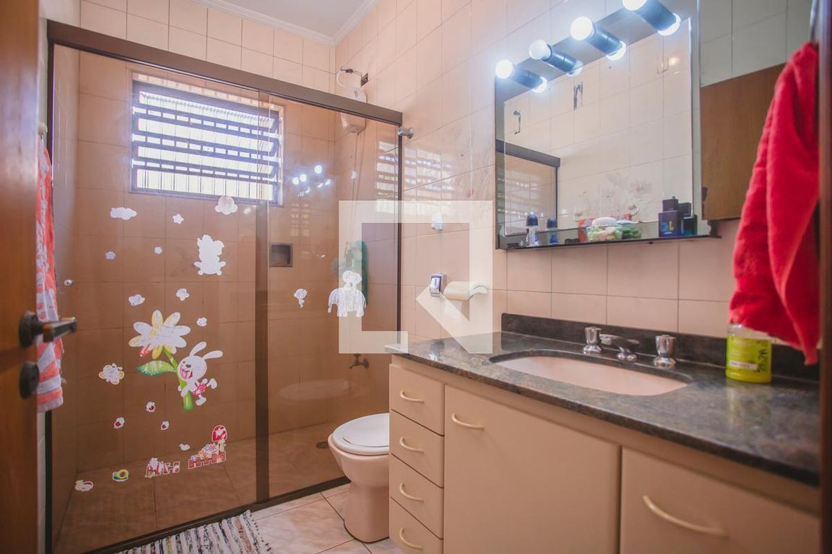Casa, 3 quartos, 264 m² - Foto 76