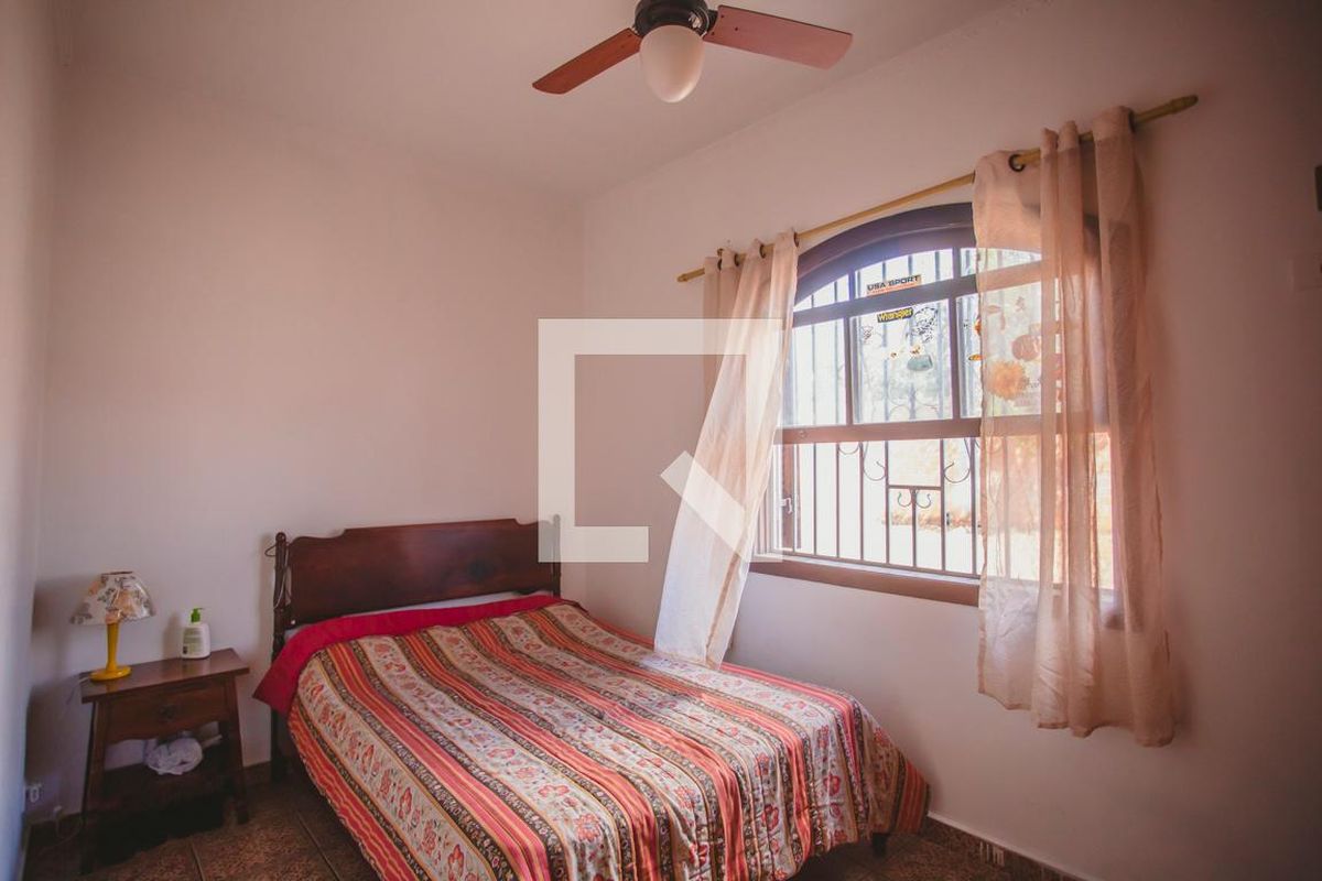 Casa, 3 quartos, 264 m² - Foto 50