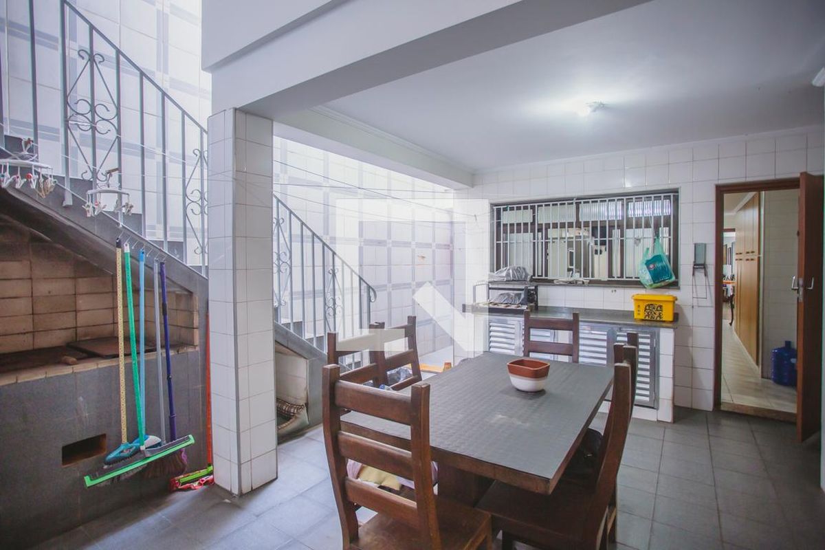 Casa, 3 quartos, 264 m² - Foto 112
