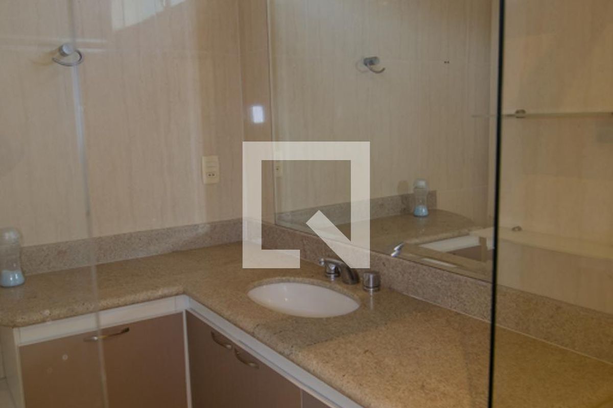 Casa, 4 quartos, 300 m² - Foto 102