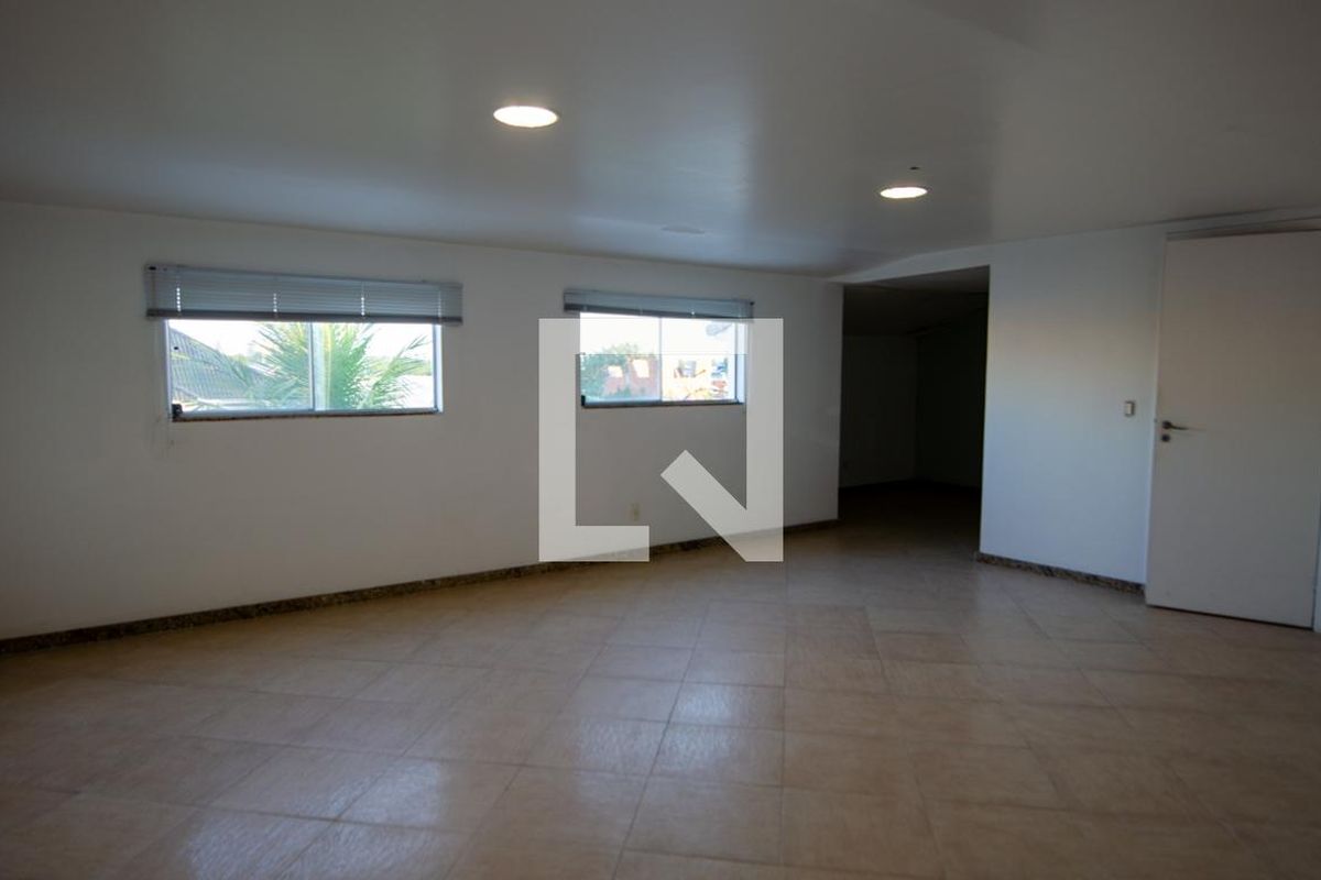 Casa, 4 quartos, 300 m² - Foto 110
