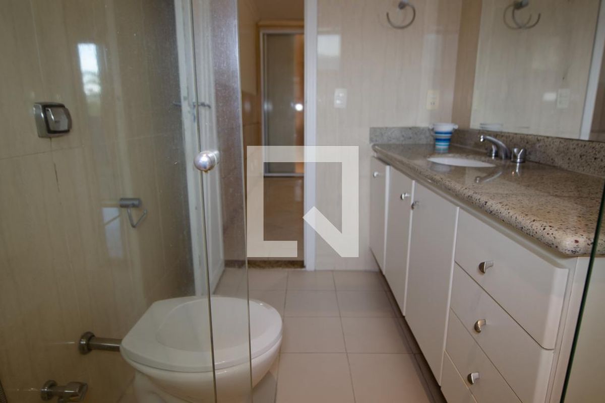 Casa, 4 quartos, 300 m² - Foto 66