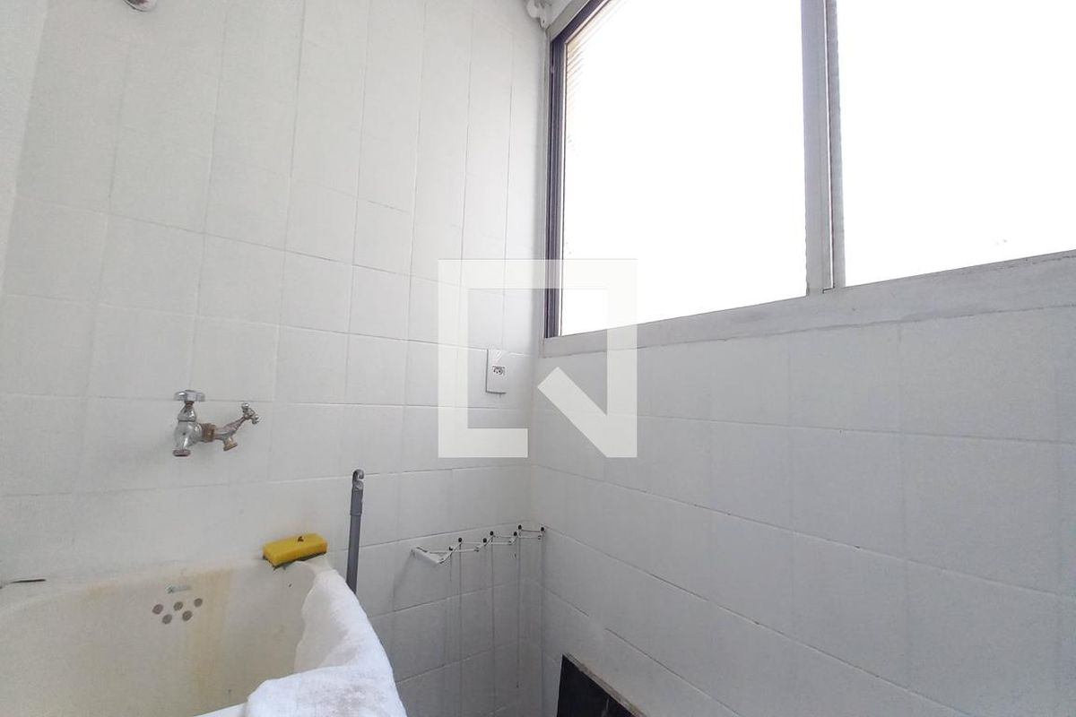 Apartamento à Venda - Cambuí, 1 Quarto,  69 m2 em , Campinas - sp | SoloBR