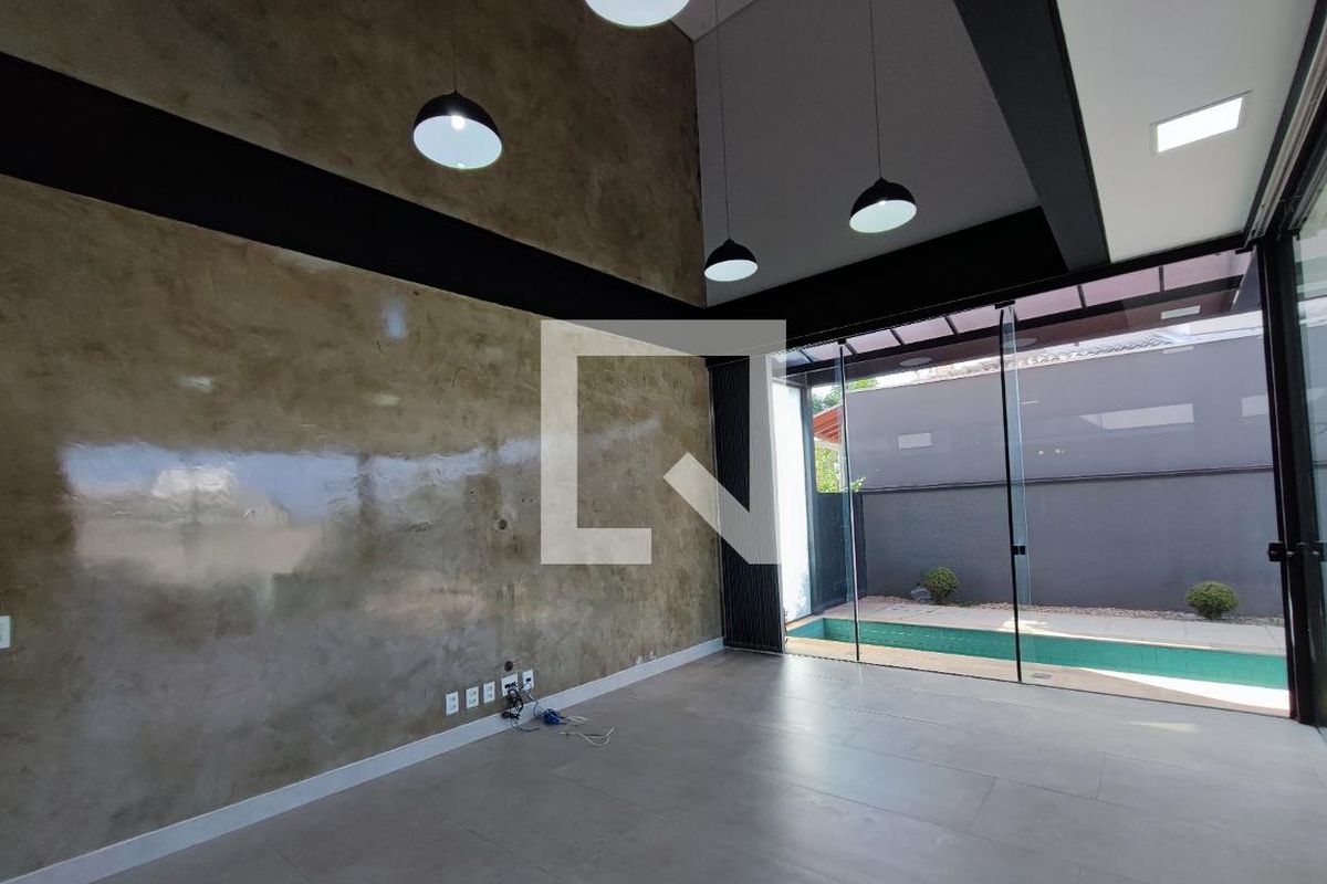 Casa à Venda - Swiss Park, 4 Quartos,  520 m2 em , Campinas - sp | SoloBR