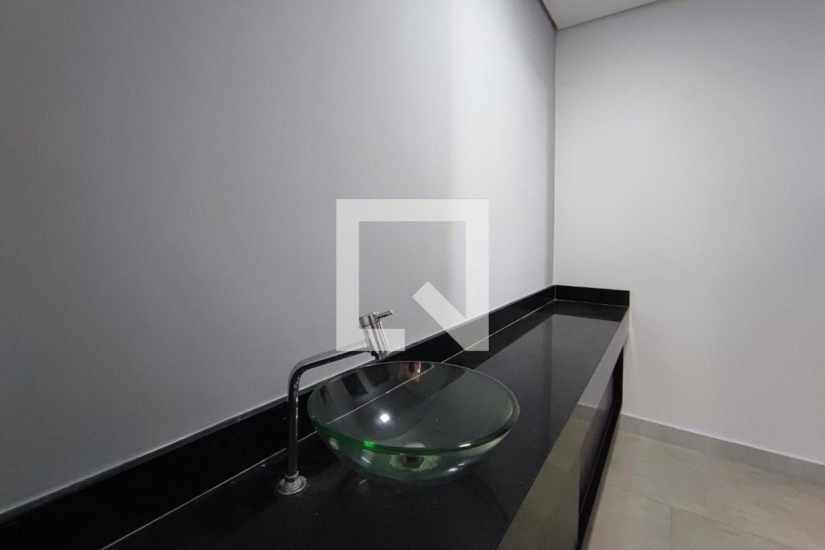 Casa à Venda - Swiss Park, 4 Quartos,  520 m2 em , Campinas - sp | SoloBR