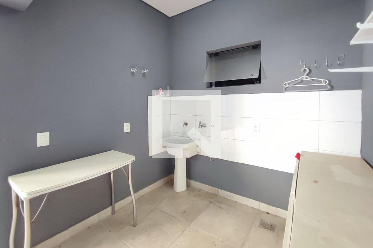 Casa à Venda - Swiss Park, 4 Quartos,  520 m2 em , Campinas - sp | SoloBR