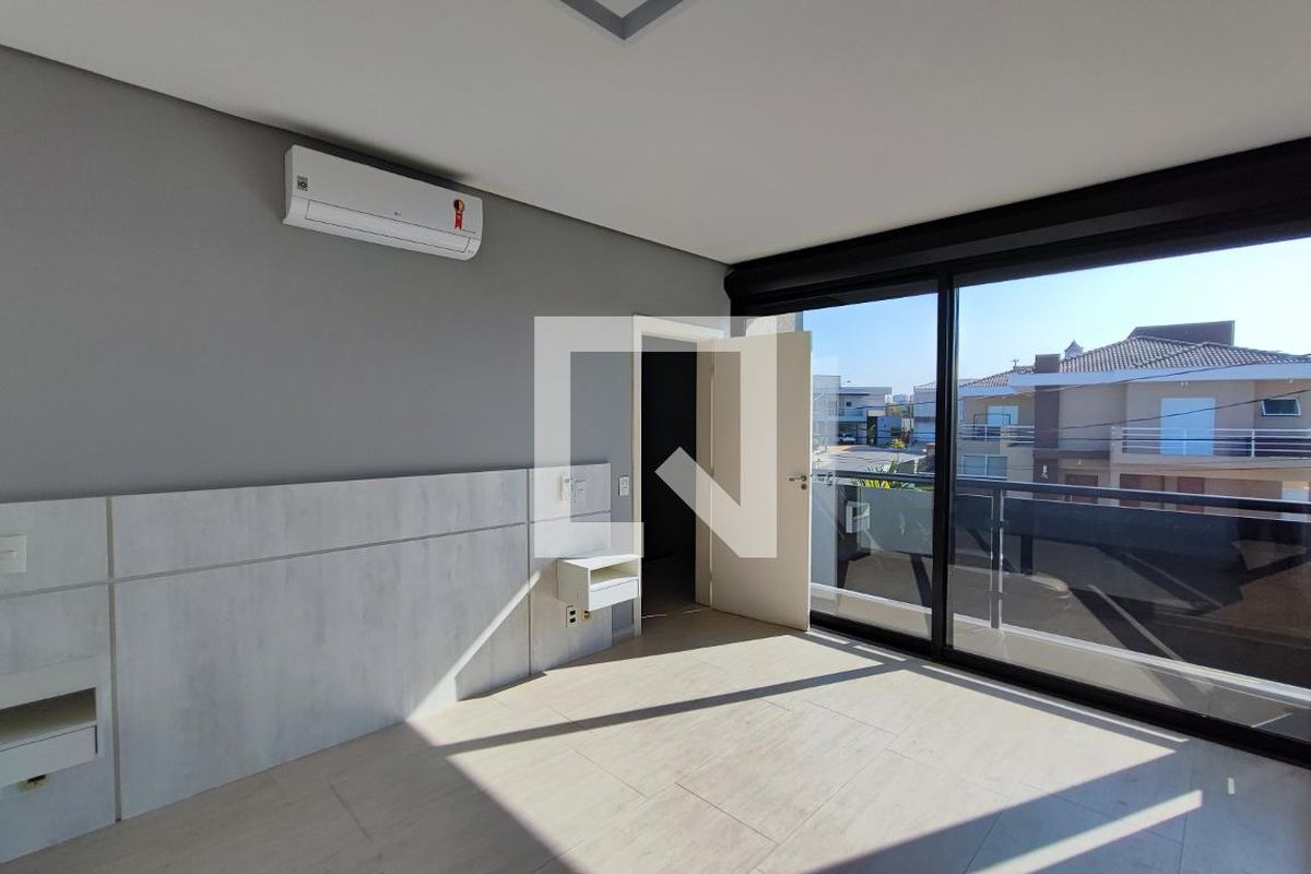 Casa à Venda - Swiss Park, 4 Quartos,  520 m2 em , Campinas - sp | SoloBR
