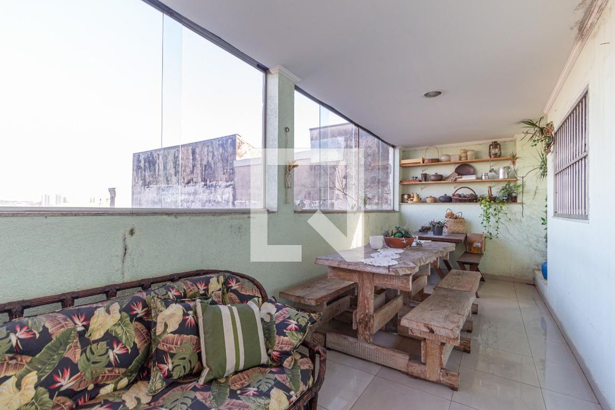 Casa, 4 quartos, 250 m² - Foto 18