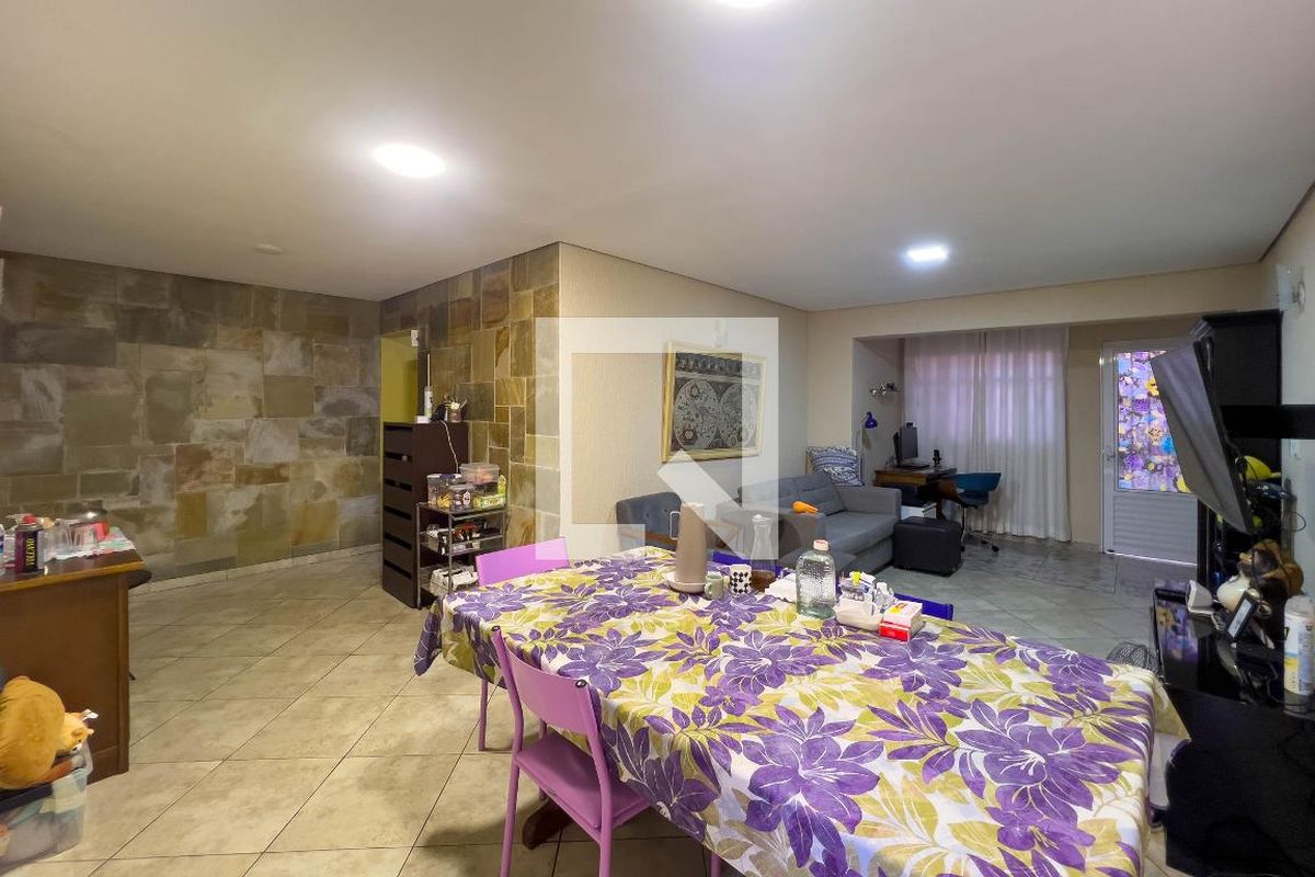 Casa, 2 quartos, 180 m² - Foto 3