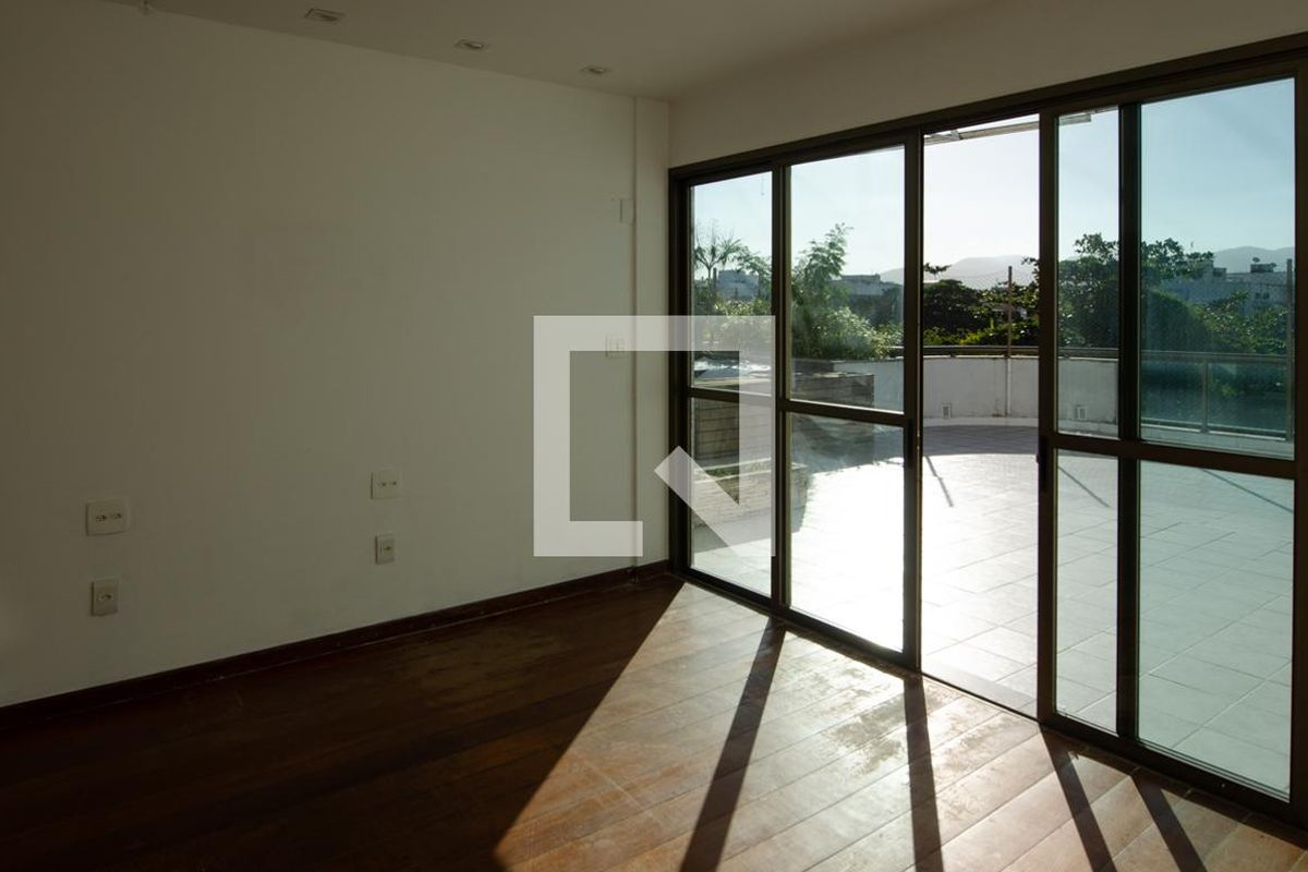 Cobertura, 3 quartos, 217 m² - Foto 6