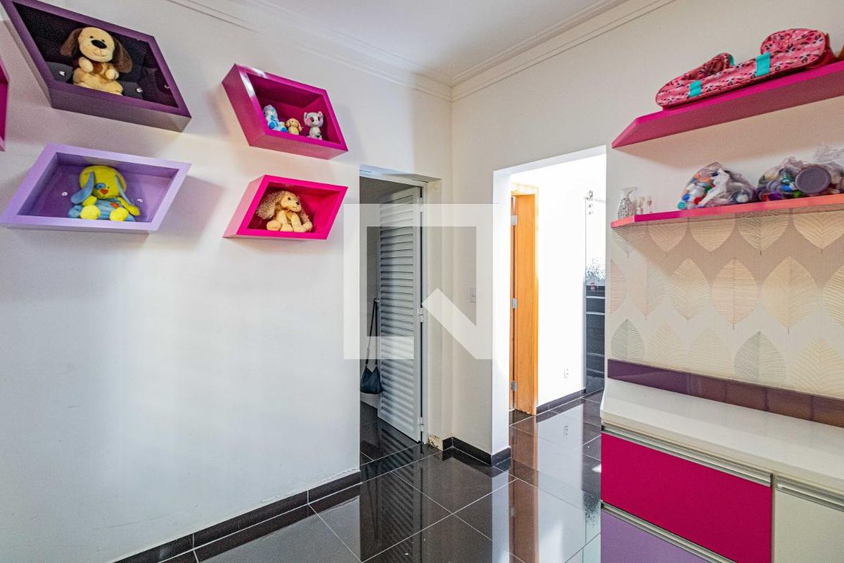 Casa, 3 quartos, 240 m² - Foto 64