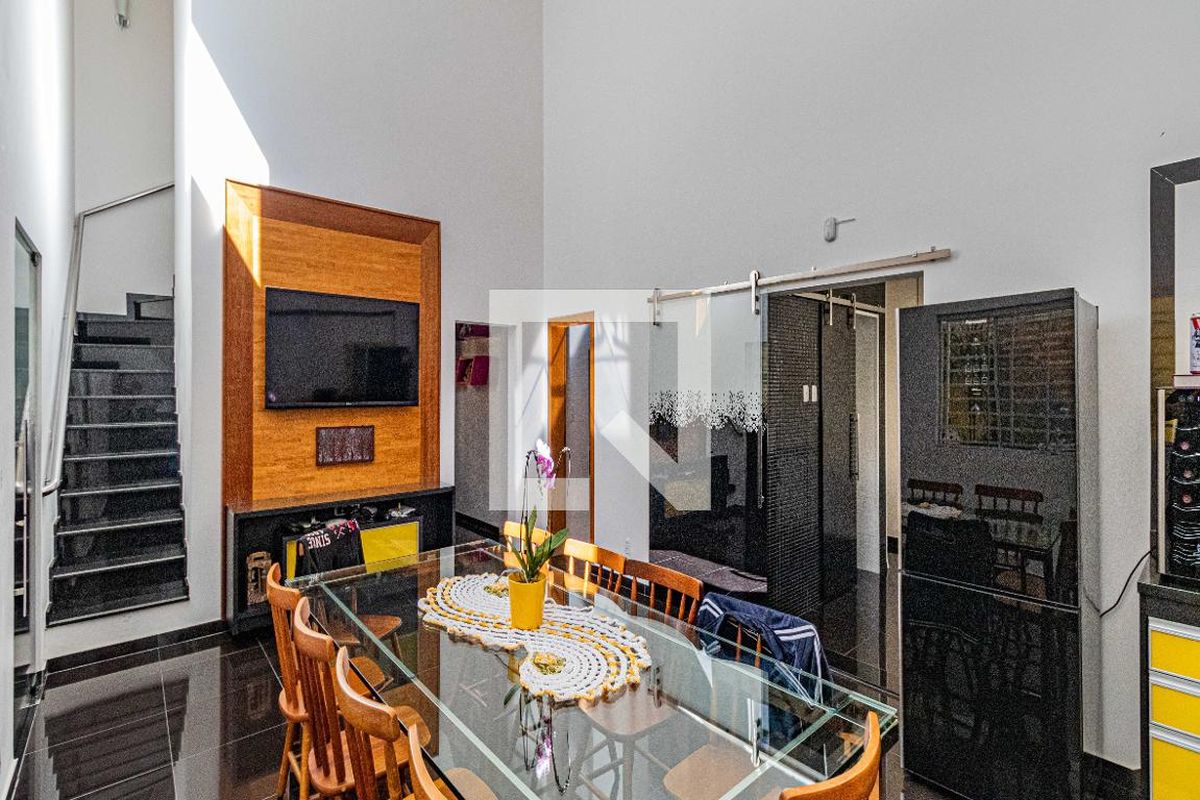 Casa, 3 quartos, 240 m² - Foto 55