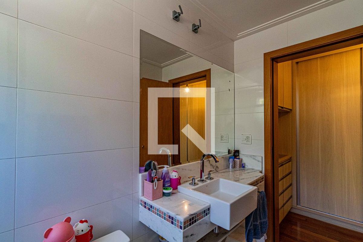 Casa, 3 quartos, 240 m² - Foto 42