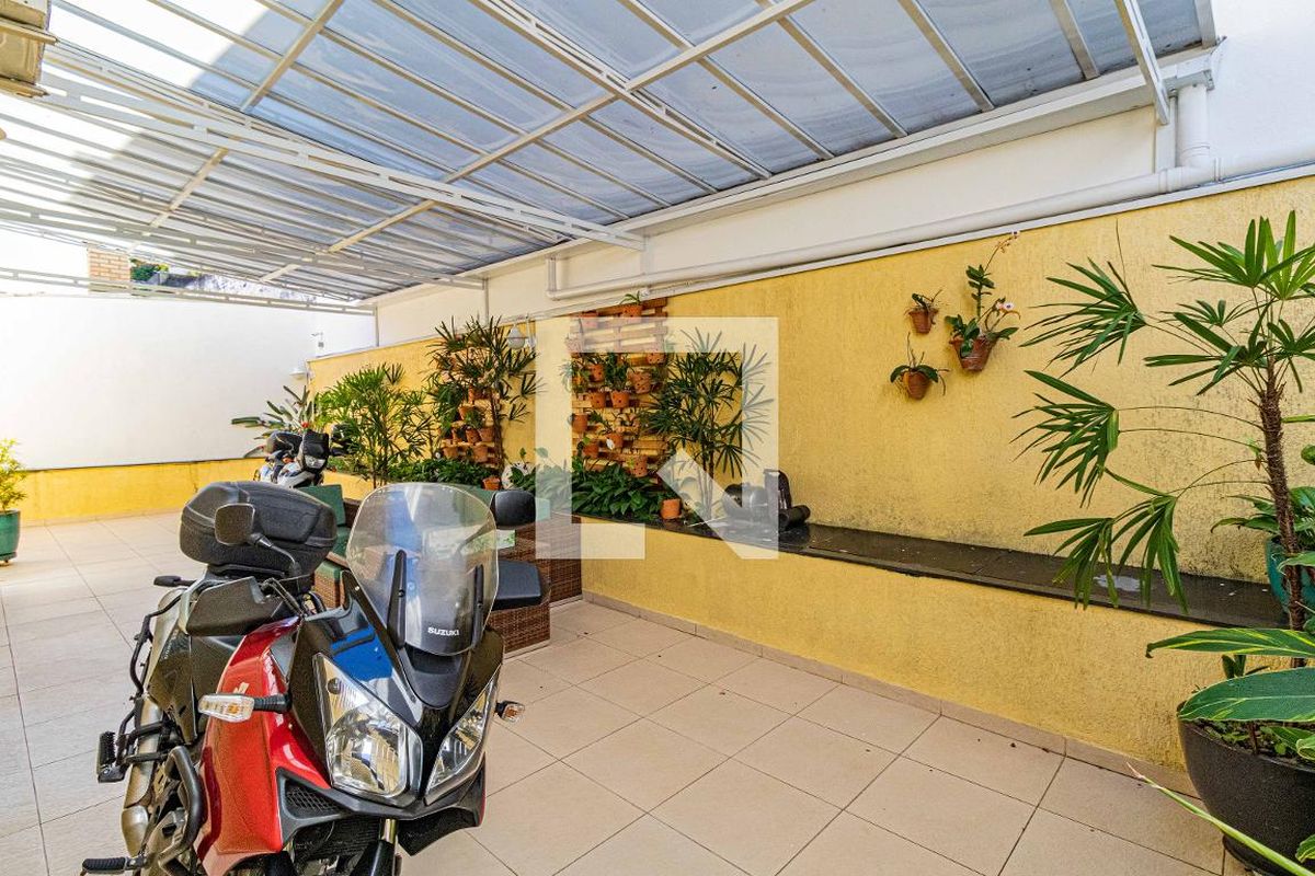 Casa, 3 quartos, 240 m² - Foto 78