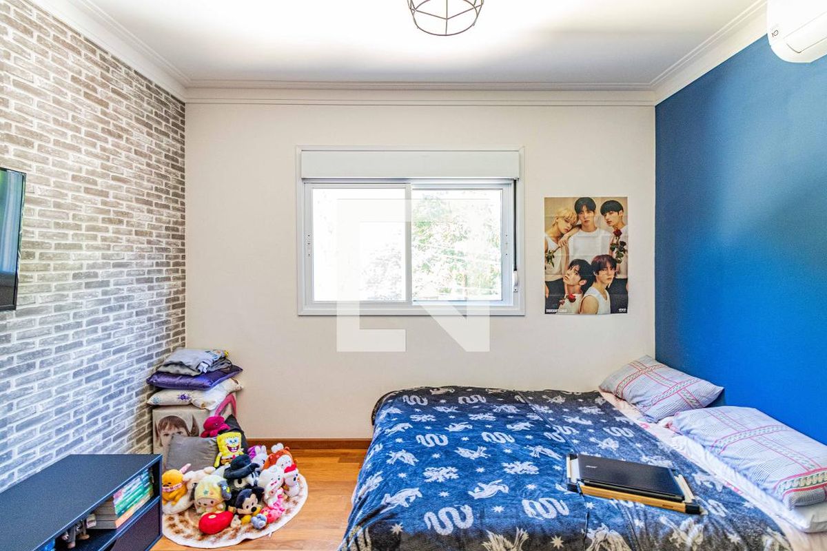 Casa, 3 quartos, 240 m² - Foto 38