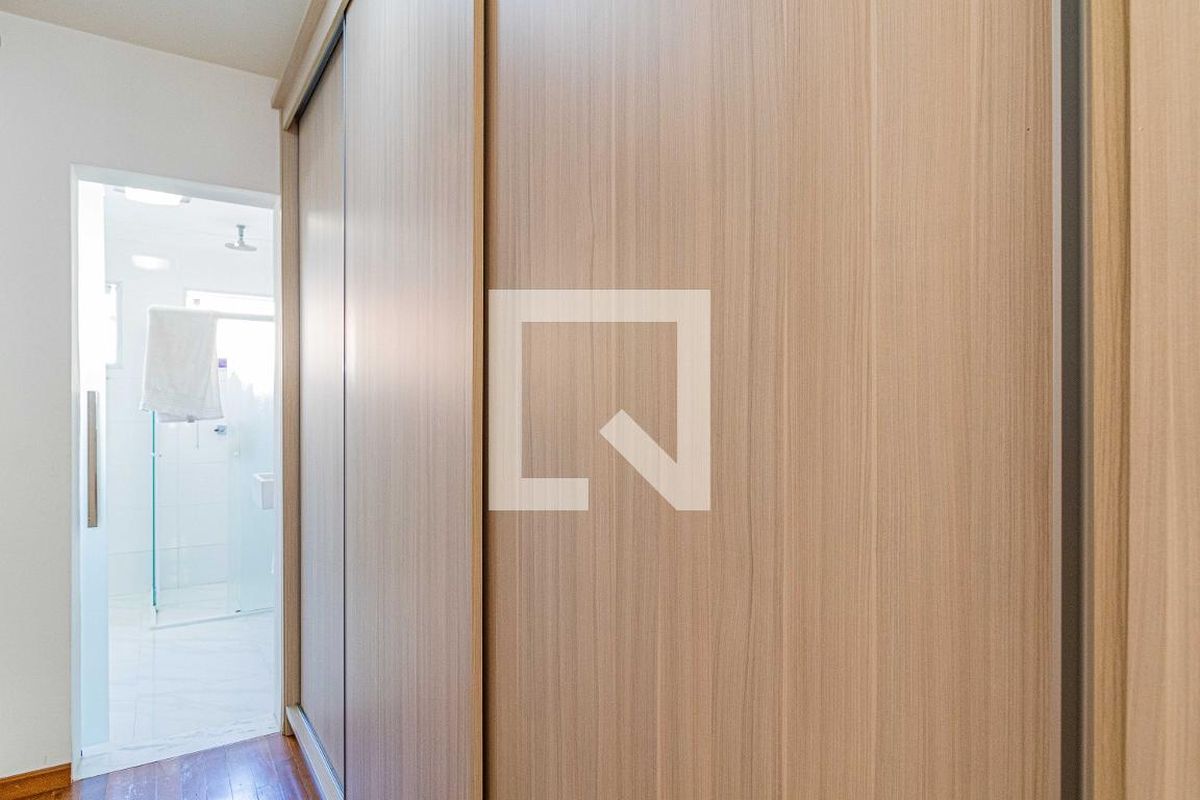 Casa, 3 quartos, 240 m² - Foto 15
