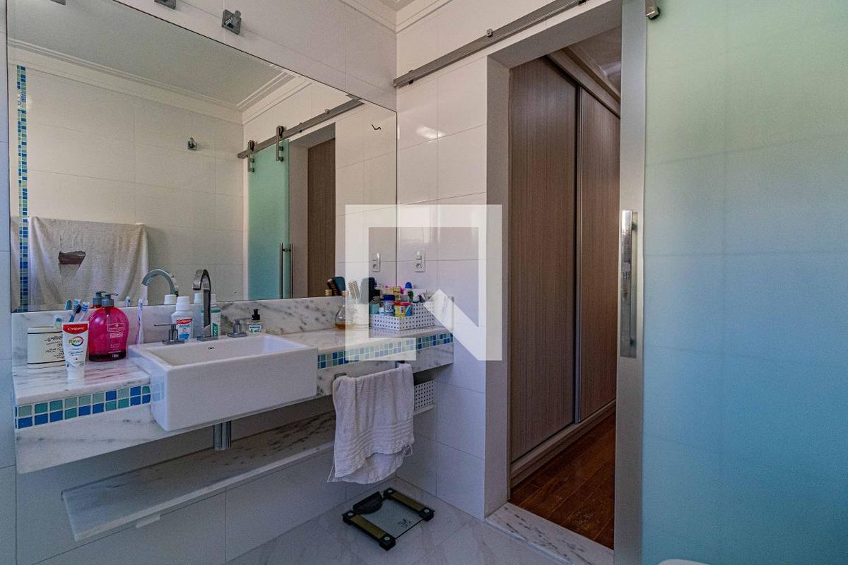 Casa, 3 quartos, 240 m² - Foto 20