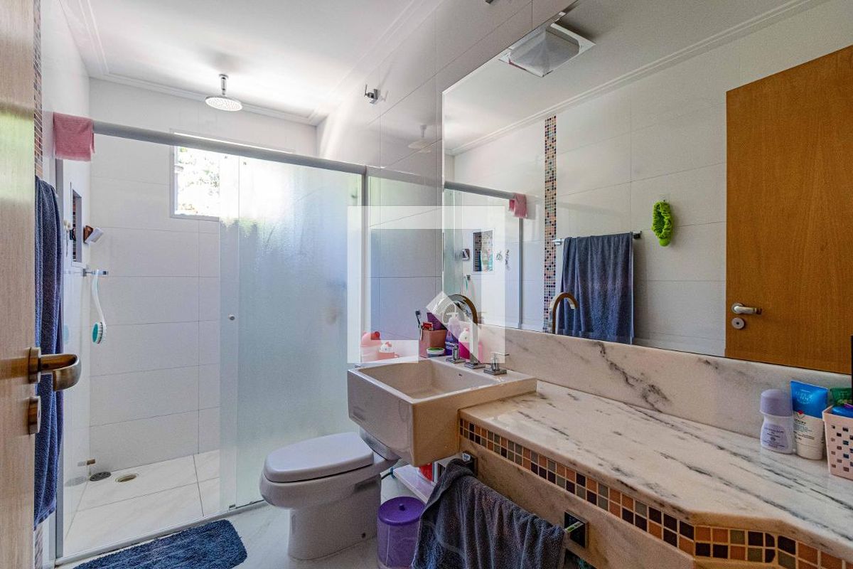 Casa, 3 quartos, 240 m² - Foto 41