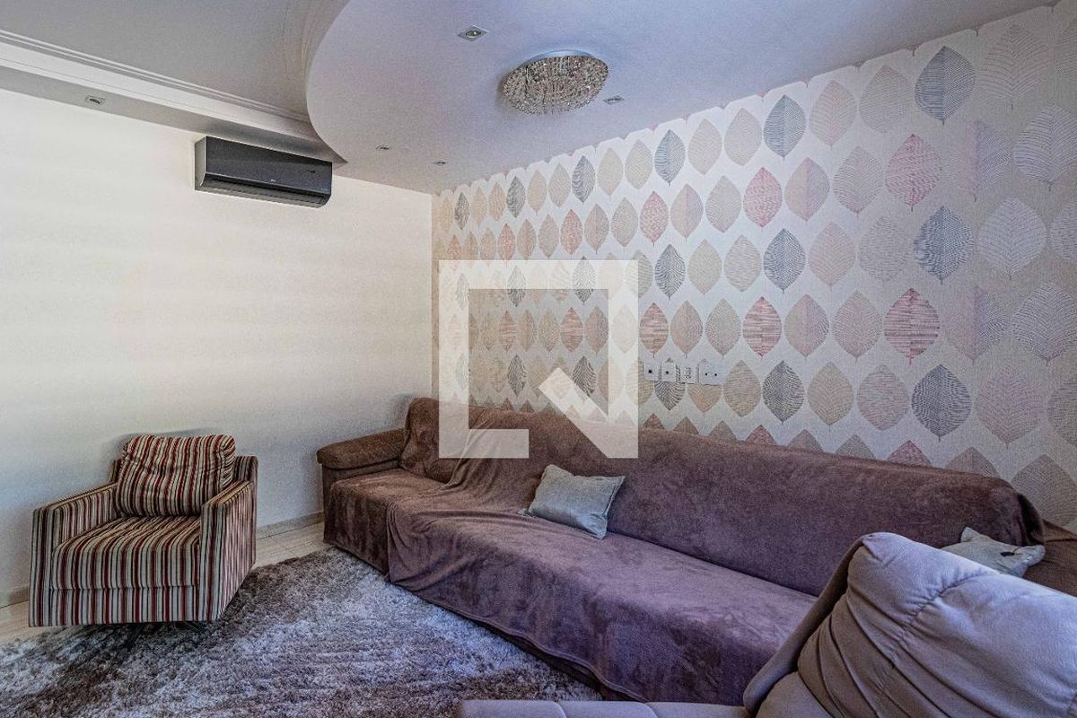 Casa, 3 quartos, 240 m² - Foto 2