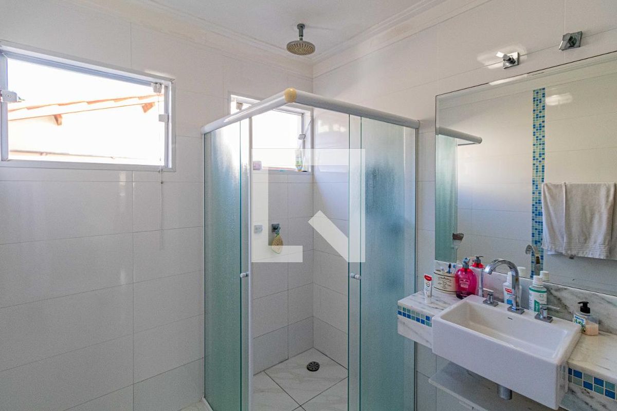 Casa, 3 quartos, 240 m² - Foto 22