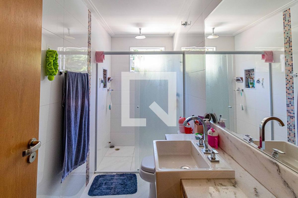 Casa, 3 quartos, 240 m² - Foto 43