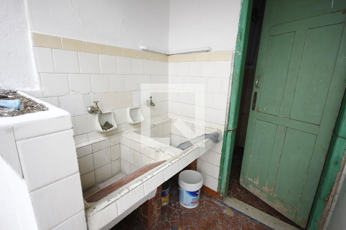 Casa, 2 quartos, 258 m² - Foto 34