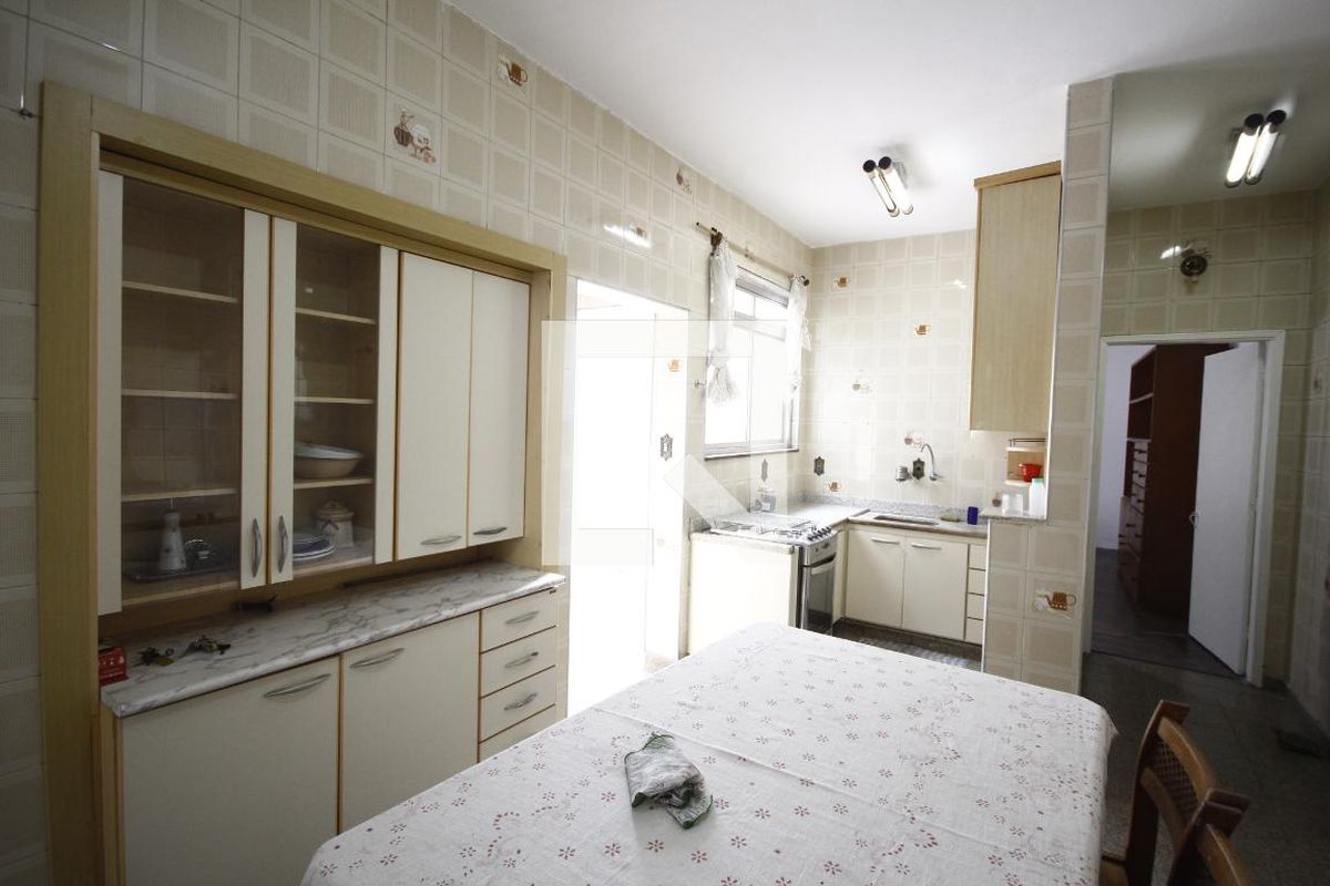 Casa, 2 quartos, 258 m² - Foto 22