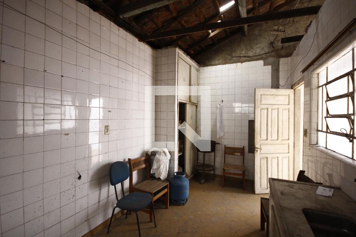 Casa, 2 quartos, 258 m² - Foto 52