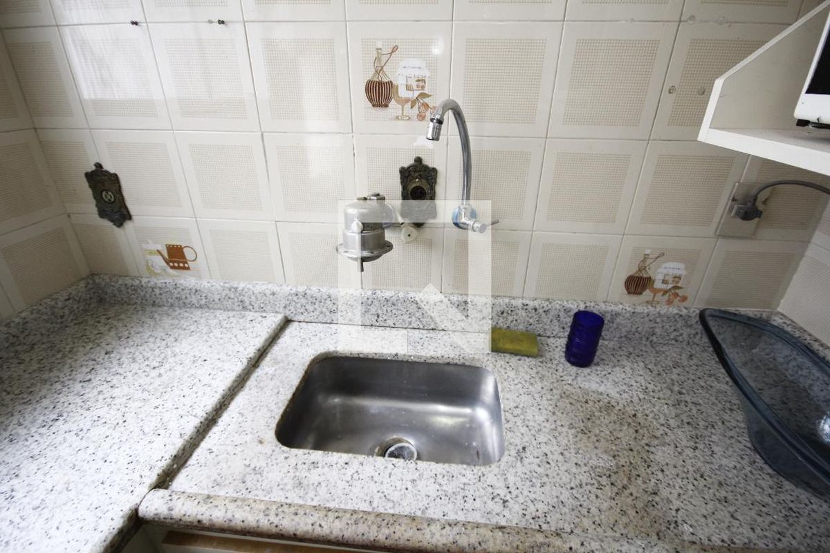 Casa, 2 quartos, 258 m² - Foto 28