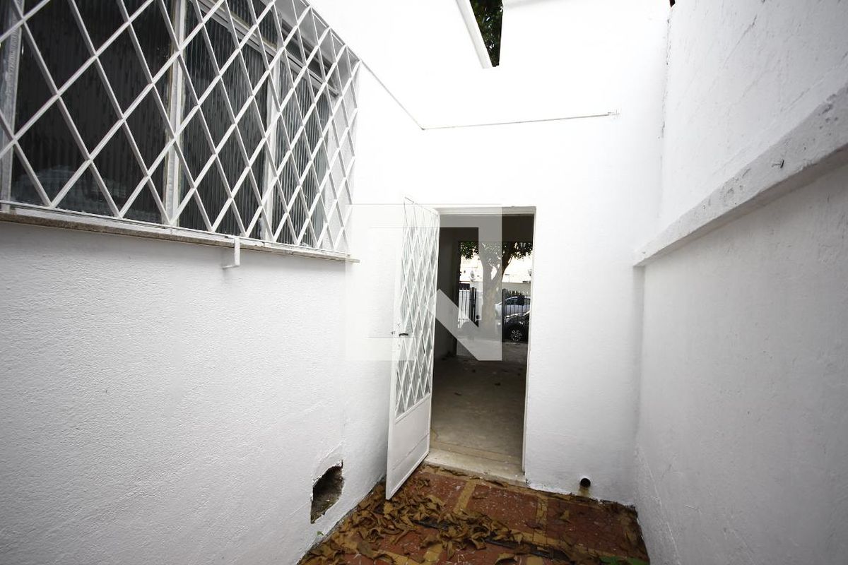 Casa, 2 quartos, 258 m² - Foto 56