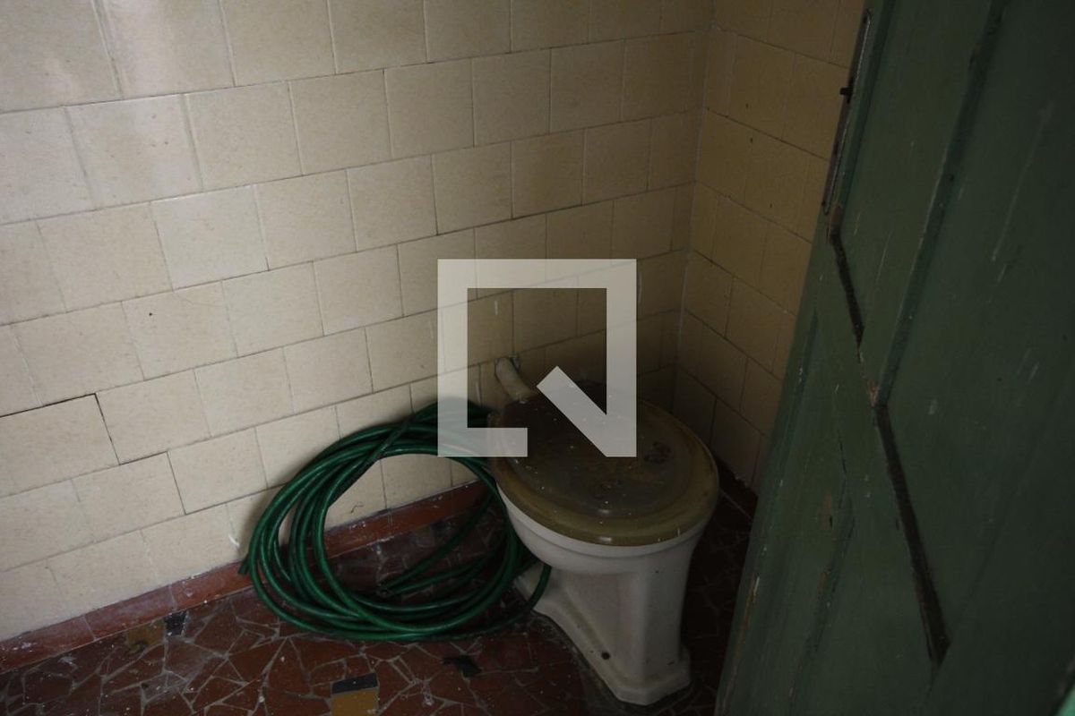Casa, 2 quartos, 258 m² - Foto 40