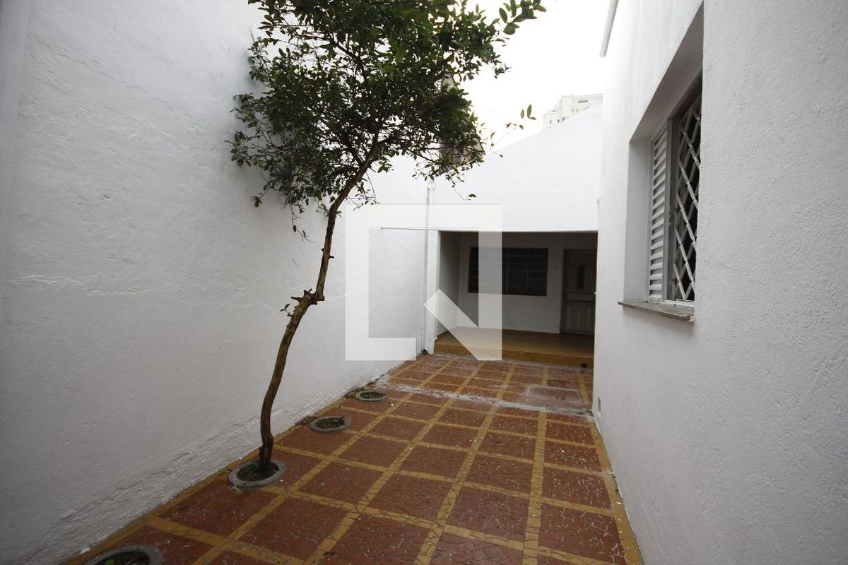 Casa, 2 quartos, 258 m² - Foto 30
