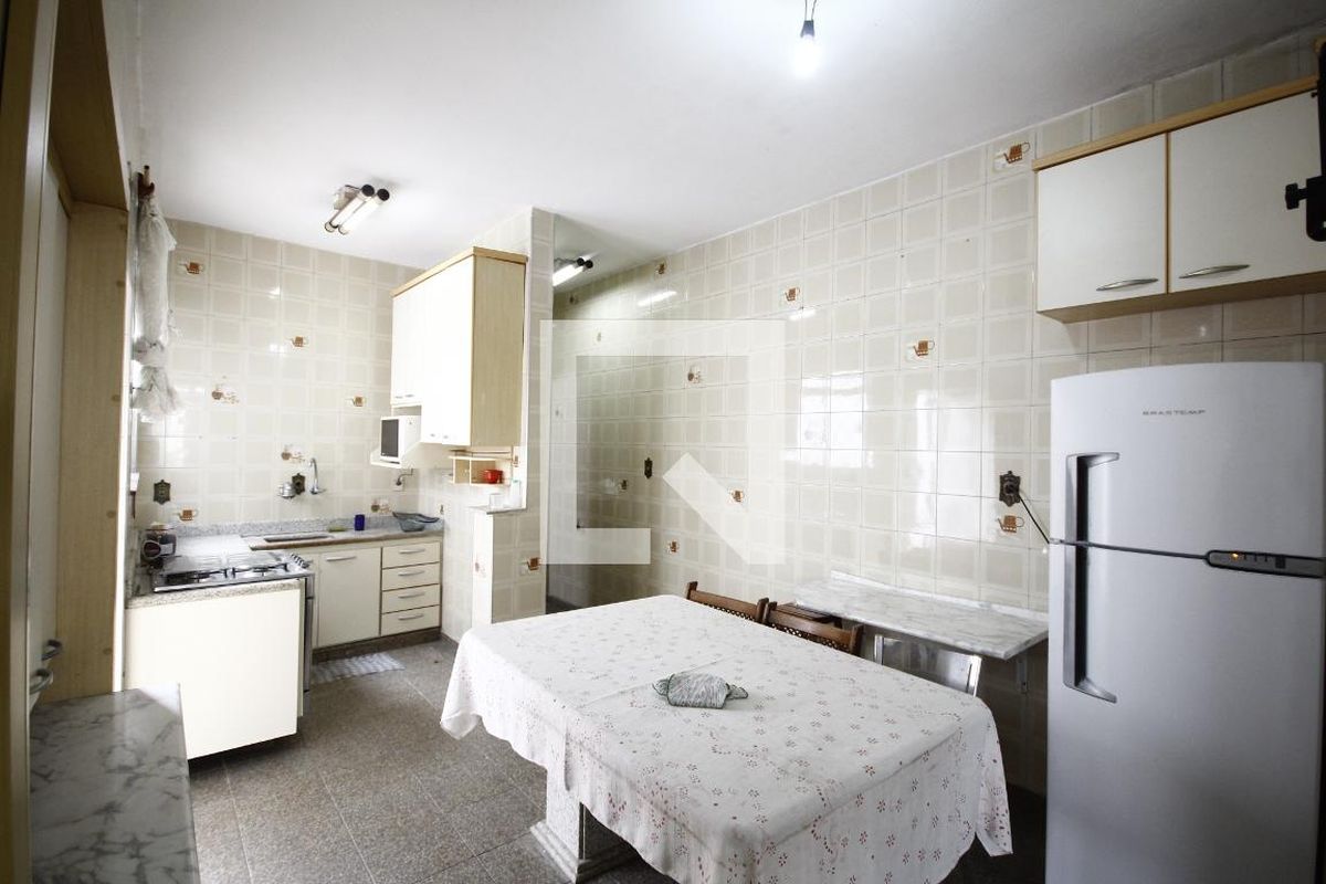 Casa, 2 quartos, 258 m² - Foto 21