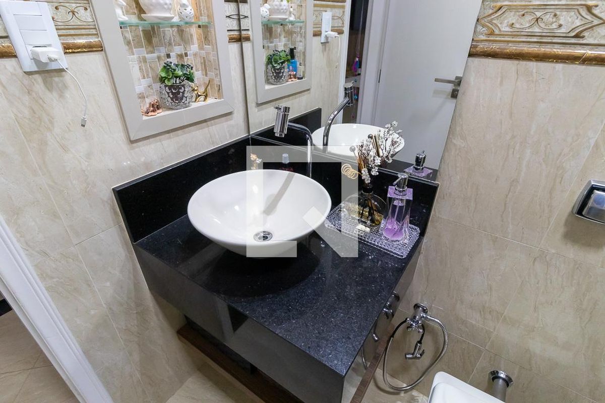 Casa à Venda - Jardim Planalto, 2 Quartos,  180 m2 em , Campinas - sp | SoloBR
