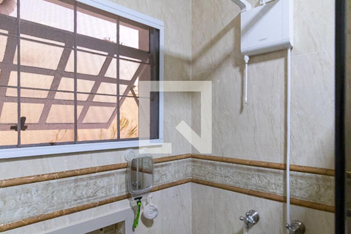 Casa à Venda - Jardim Planalto, 2 Quartos,  180 m2 em , Campinas - sp | SoloBR