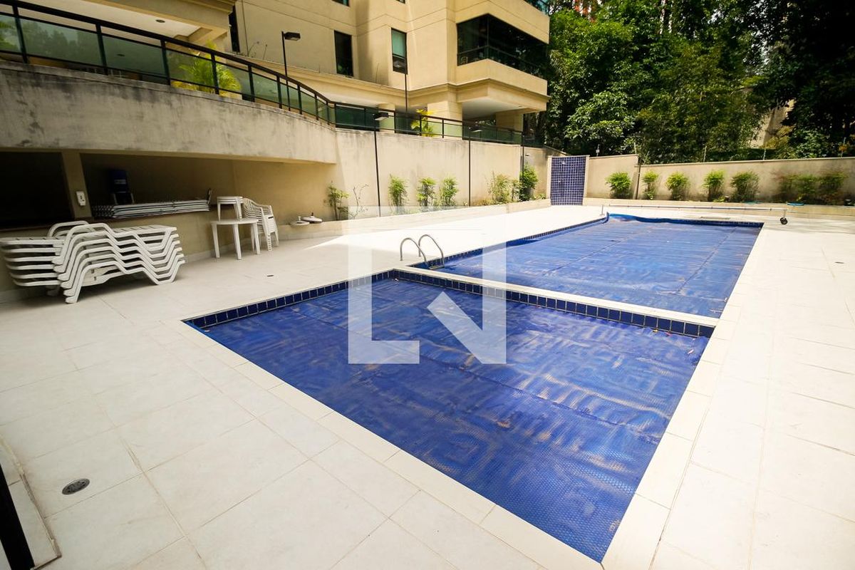 Apartamento, 3 quartos, 188 m² - Foto 140