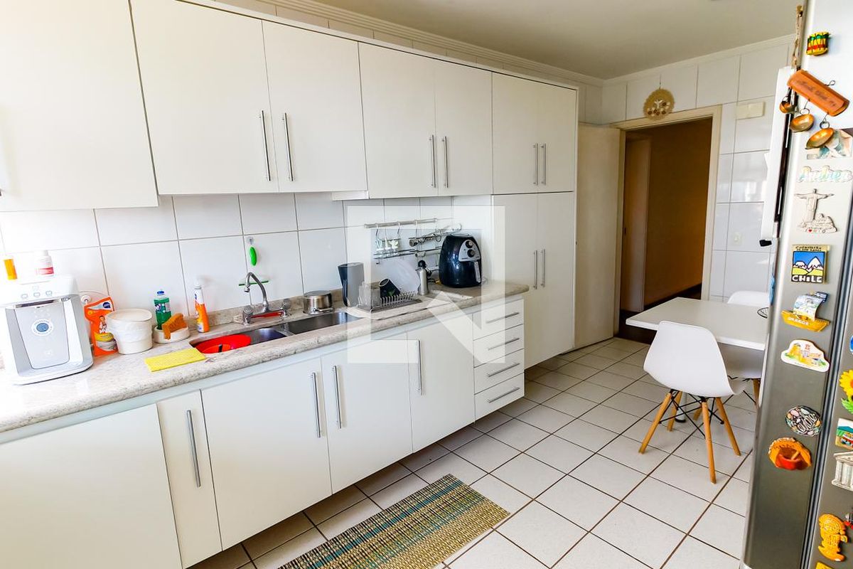 Apartamento, 3 quartos, 188 m² - Foto 110