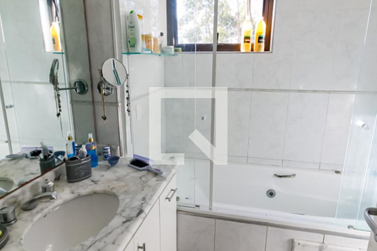 Apartamento, 3 quartos, 188 m² - Foto 98