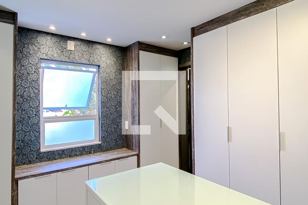 Casa, 3 quartos, 288 m² - Foto 35