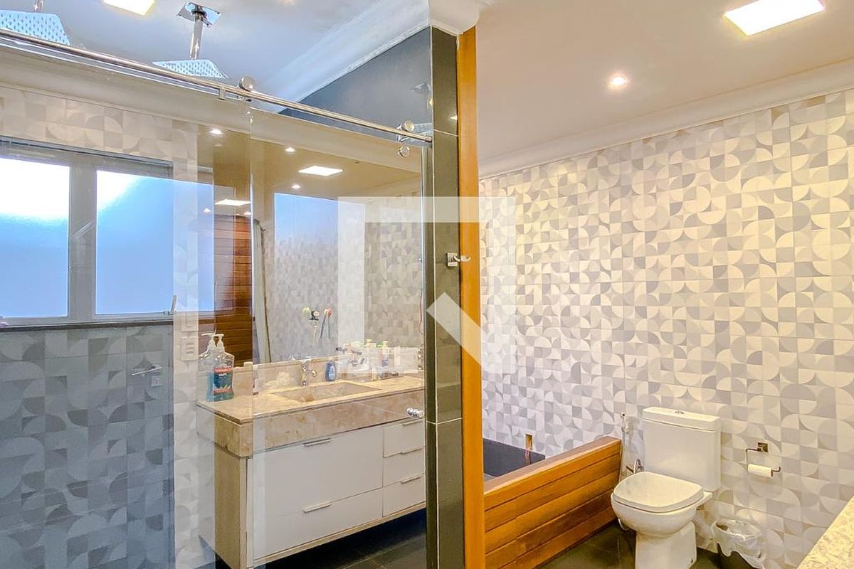 Casa, 3 quartos, 288 m² - Foto 38