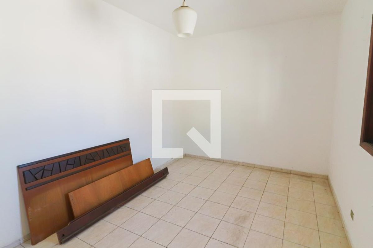 Casa, 5 quartos, 260 m² - Foto 42