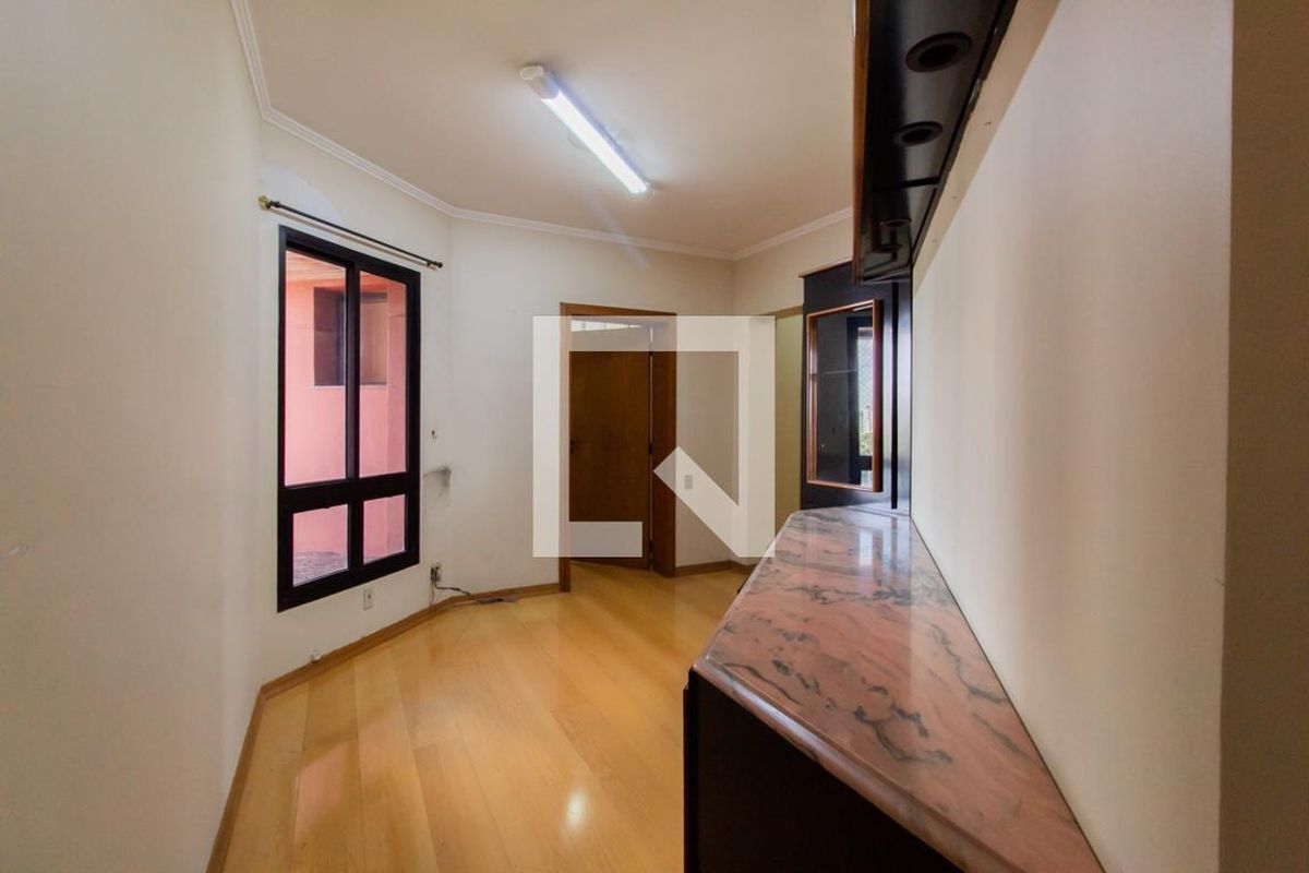 Apartamento, 5 quartos, 241 m² - Foto 14